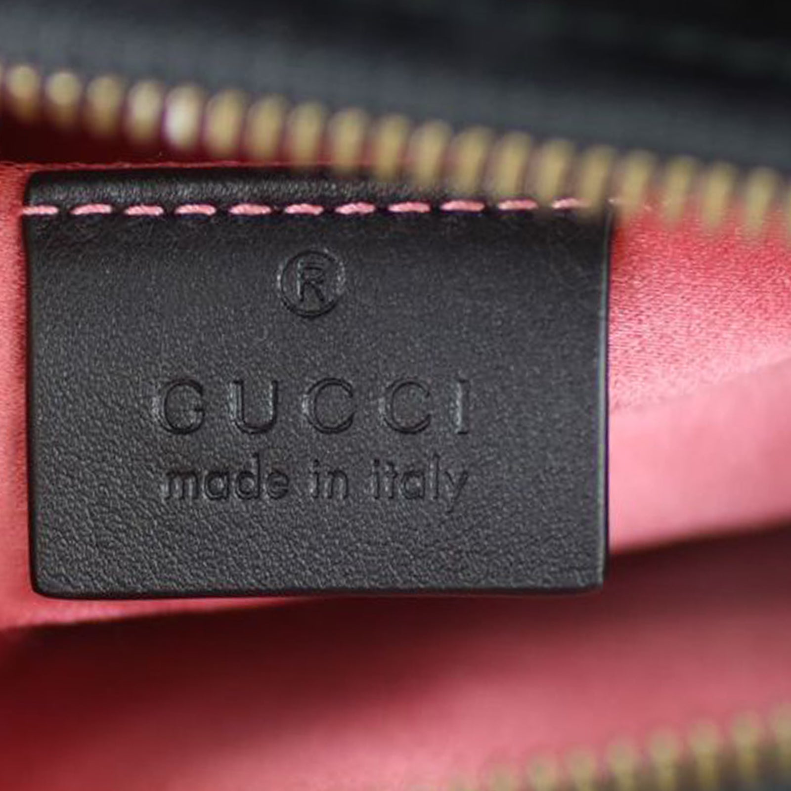 Gucci GG Marmont Matelasse Velvet Belt Bag