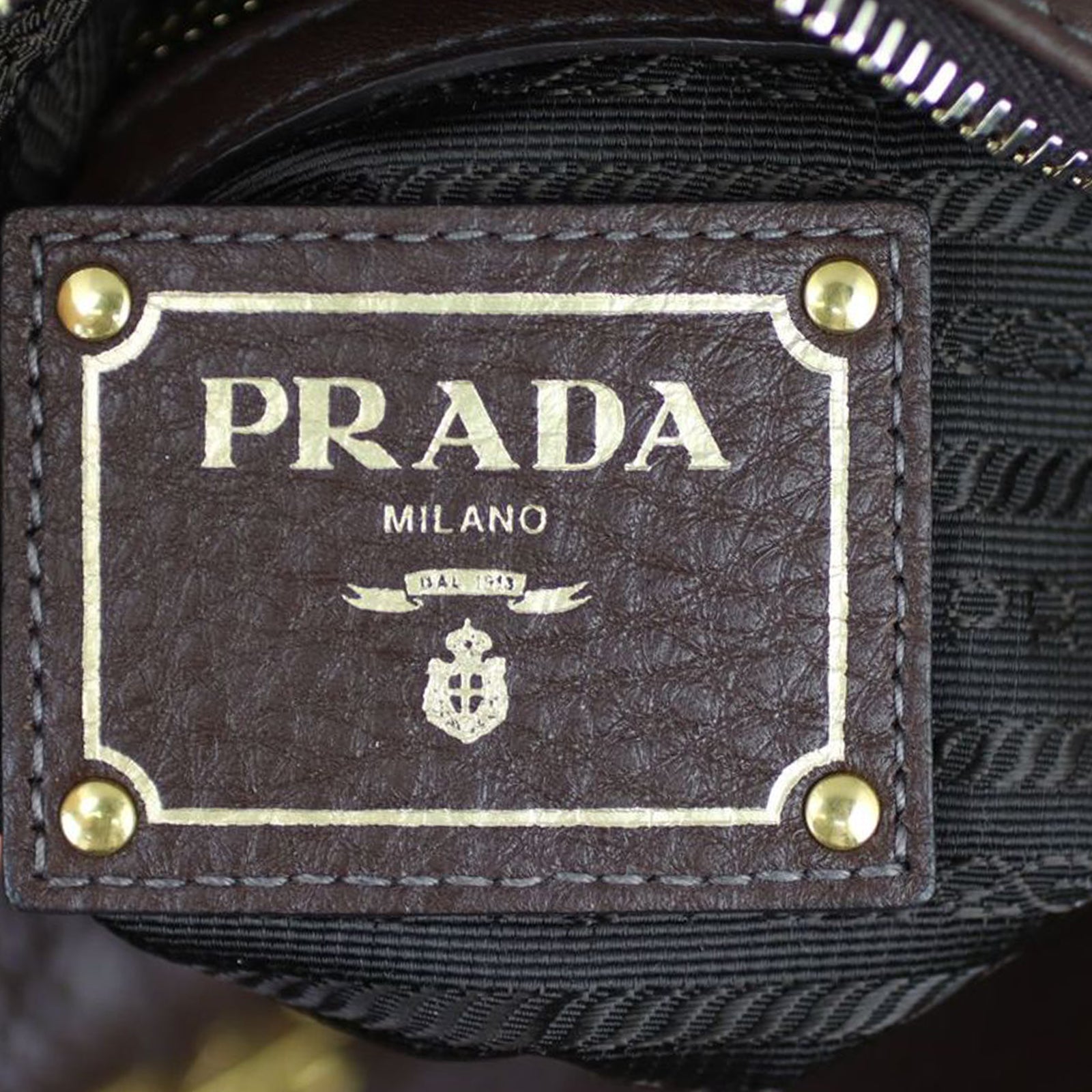 Prada Vitello Daino Hobo