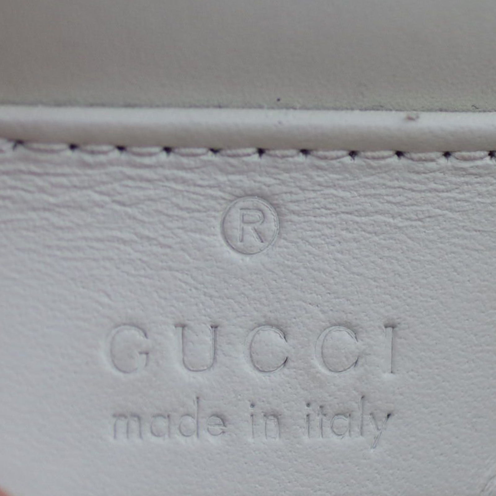 Gucci Sylvie Super Mini Bag