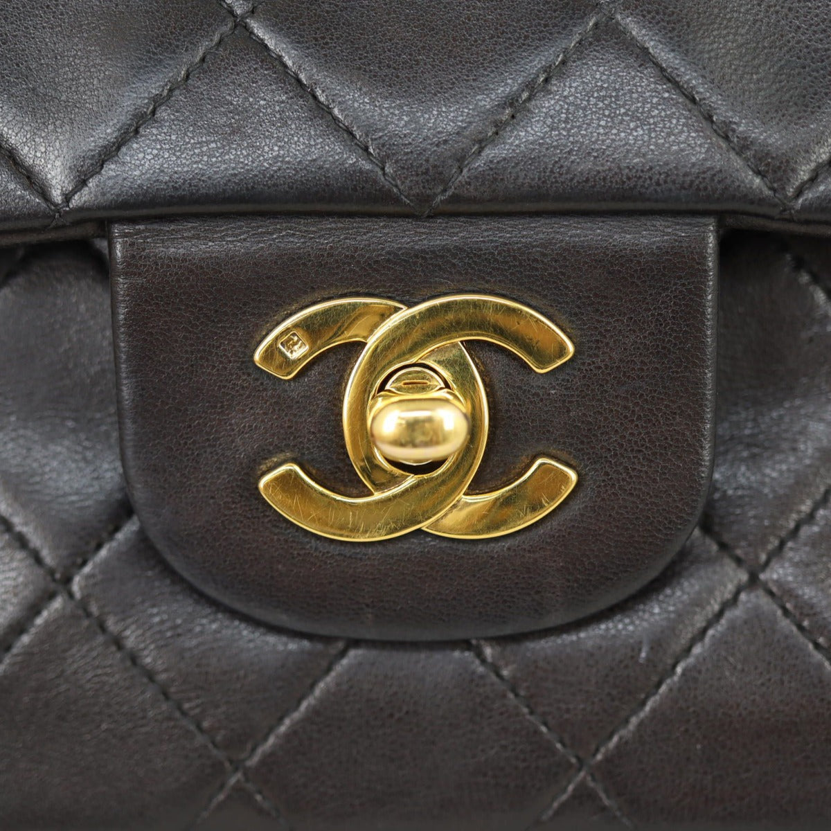 Chanel Classic Double Flap Medium | 2 Series Black Vintage Lambskin