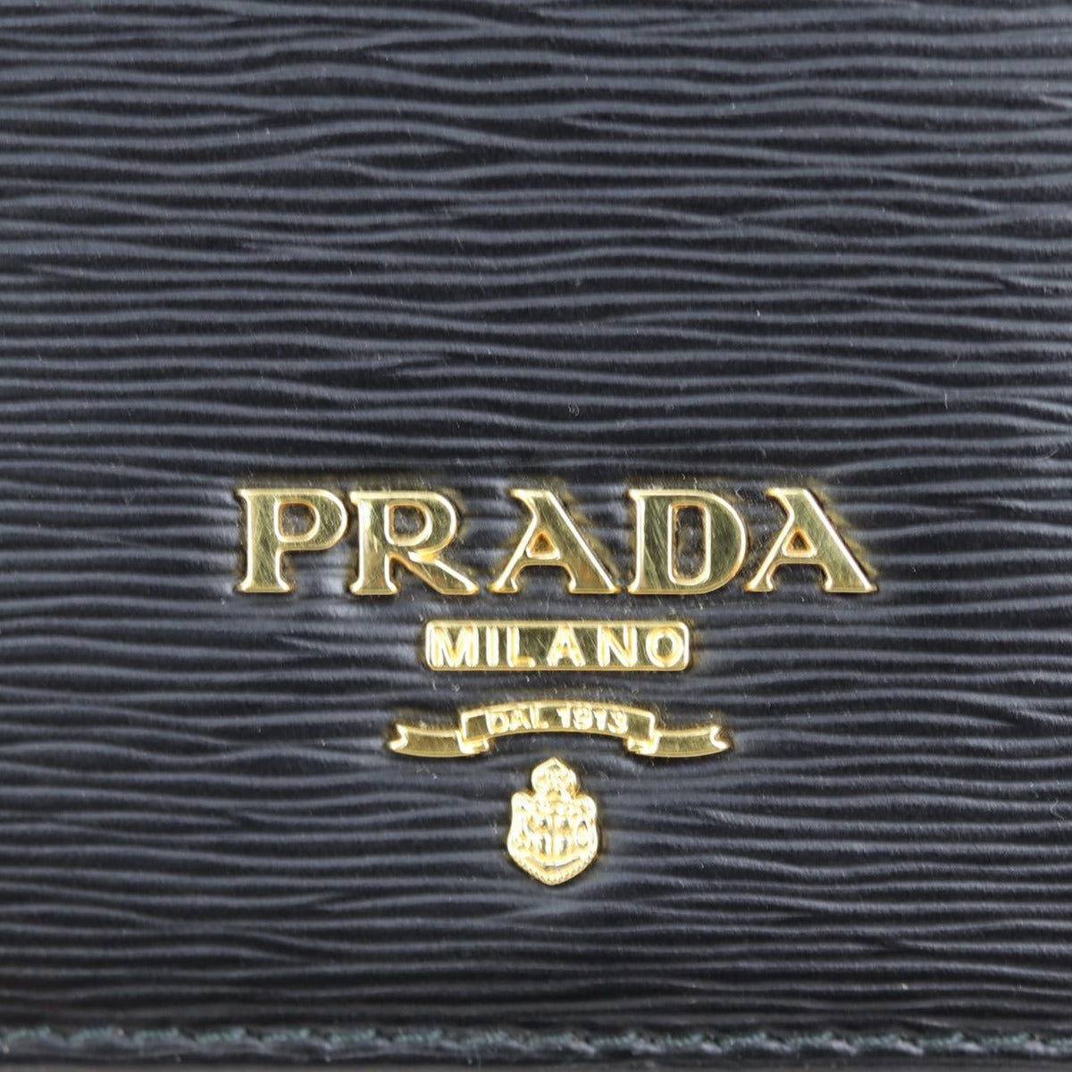 Prada Vitello Move Metal Wallet on Chain